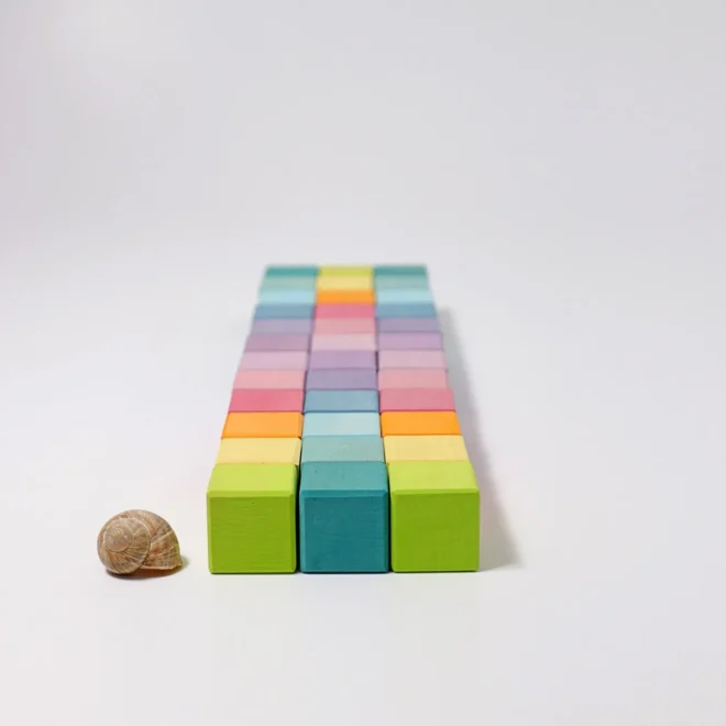 Комплект от големи дървени кубчета в пастелни нюанси GRIMM'S SPIEL UND HOLZ DESIGN PASTEL MOSAIC - Image 4
